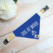 Charger l'image dans la galerie, Reactive dog bandana - DOG AT WORK
