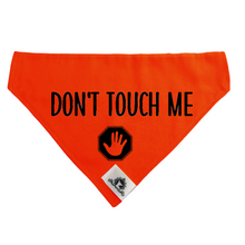 Charger l'image dans la galerie, Reactive dog bandana - DON'T TOUCH ME