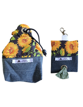 Charger l'image dans la galerie, Kit Pochette à gâteries et porte-sacs à déchets pour chien - KPP001