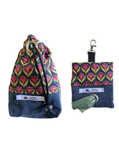 Charger l'image dans la galerie, Kit Pochette à gâteries et porte-sacs à déchets pour chien - KPP010