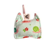 Charger l'image dans la galerie, Jouet pour chat avec herbe à chat – tête de chat no 2