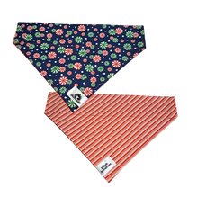 Charger l'image dans la galerie, Foulard 2 en 1 pour grand chien pour Noël - N024
