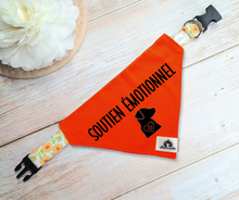 Charger l'image dans la galerie, Foulard pour chien moyen - SOUTIEN ÉMOTIONNEL