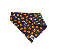 Charger l'image dans la galerie, Foulard 2 en 1 pour chien moyen - Halloween H002