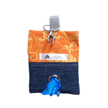 Charger l'image dans la galerie, Porte-sac à déchets pour chien – Poop sac – Volutes jaune orange