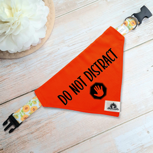 Reactive dog bandana - DO NOT DISTRACT