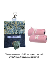 Charger l&#39;image dans la galerie, Kit Pochette à gâteries et porte-sacs à déchets pour chien - KPP003

