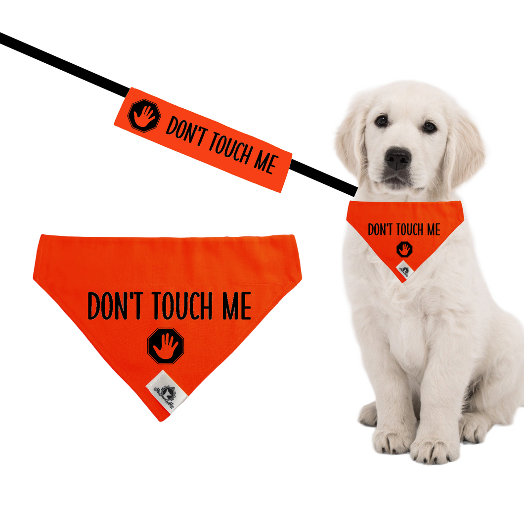Set of leash sleeve and bandana - DON'T TOUCH ME