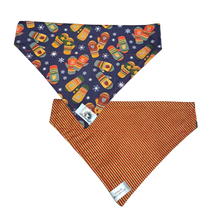 Charger l'image dans la galerie, Foulard 2 en 1 pour chien moyen pour Noël - NM003
