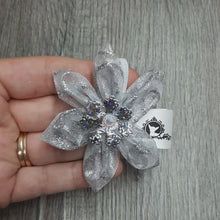 Charger et lire la vidéo dans la visionneuse de la Galerie, Fleur pour chien ou chat - Féérie de Noël - no 134
