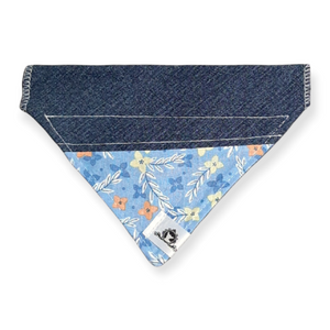 Foulard de jeans recyclés pour chat ou petit chien – Tendre bleu