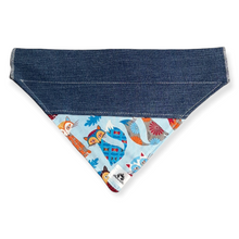 Charger l&#39;image dans la galerie, Foulard de jeans recyclés pour grand chien - Renard
