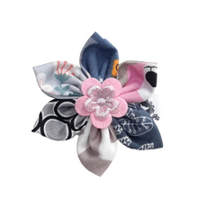 Charger l&#39;image dans la galerie, Fleur pour chien ou chat - no 165
