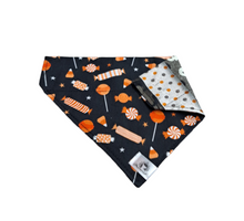 Charger l&#39;image dans la galerie, Foulard 2 en 1 pour chien moyen - Halloween H006
