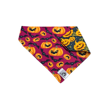 Charger l&#39;image dans la galerie, Foulard 2 en 1 pour chien moyen - Halloween H009
