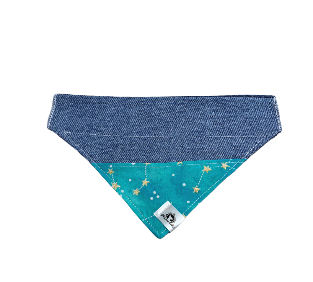 Foulard de jeans recyclés pour chien moyen - Noël turquoise - N008